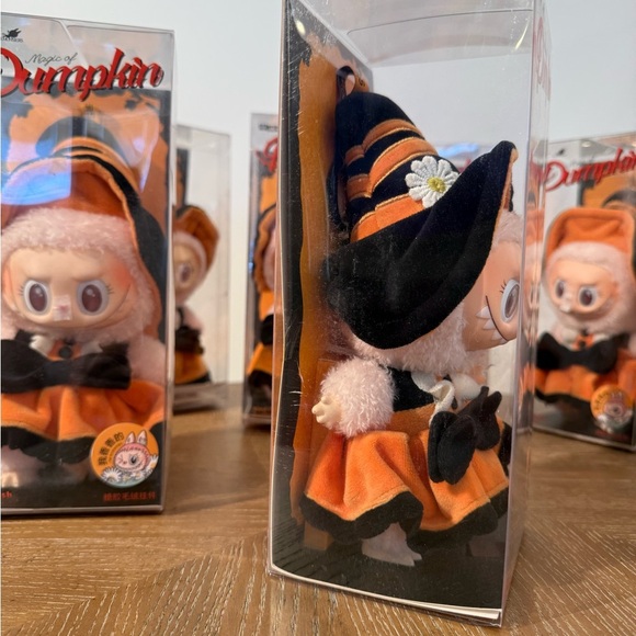 Authentic Pop Mart Labubu Magic of Pumpkin Mokoko Vinyl Plush Pendant - Picture 4 of 16